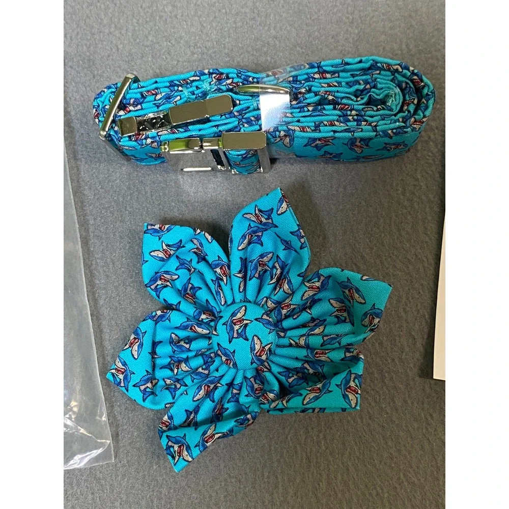 Aring Pet Shark Print Dog Collar Turquoise Blue Large with Flower/ Bow